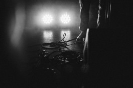 Porches im Karlstorbahnhof beim Queer Festival | The Postie 