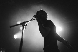 Porches im Karlstorbahnhof beim Queer Festival | The Postie 