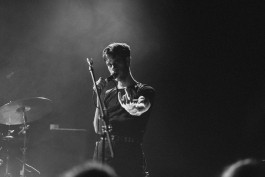 Porches im Karlstorbahnhof beim Queer Festival | The Postie 