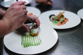 Dierk Murelli, France Delon, Gourmet Varieté, heidelberg, Martin Scharff, Mike Haymann, Scharffs Schlossweinstube, Schloss Heidelberg, Schlossgastronomie Heidelberg, Varieté Heidelberg, Winter Varieté 