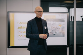 Workshop und Fortbildung im Frankfurter Silberturm der Deutschen Bahn AG geleitet vom Berliner Think Tank Themis Foresight GmbH 