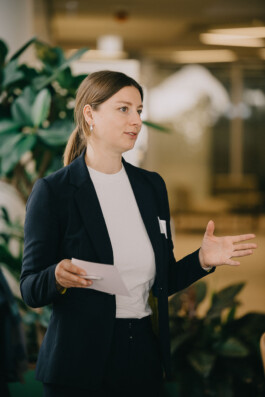 Workshop und Fortbildung im Frankfurter Silberturm der Deutschen Bahn AG geleitet vom Berliner Think Tank Themis Foresight GmbH 